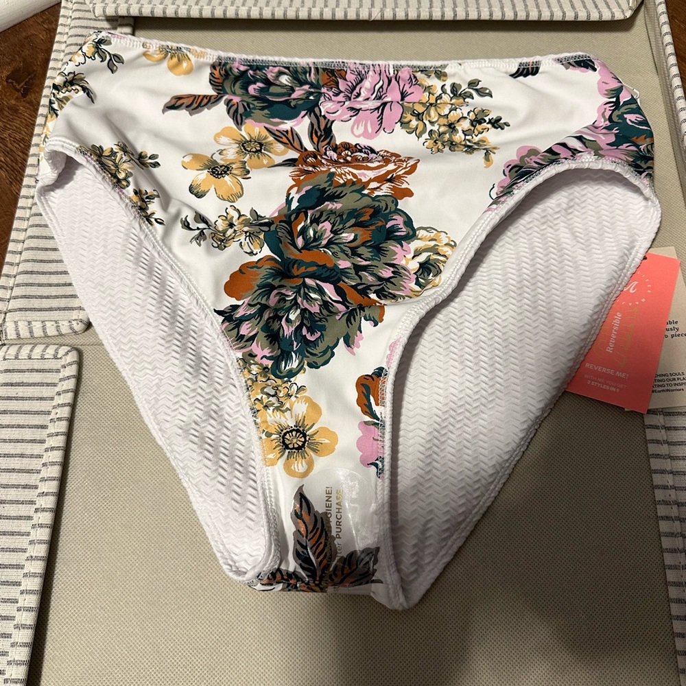 NWT Sz XXL Maaji bottom